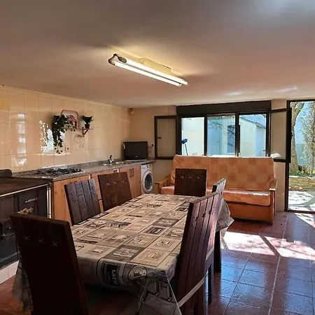 Increible Casita De Pueblo.