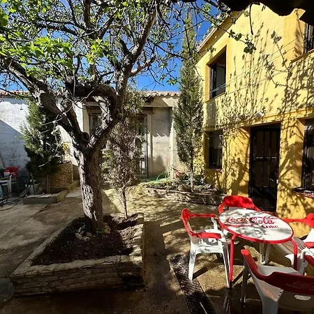 Increible Casita De Pueblo. Feriehus